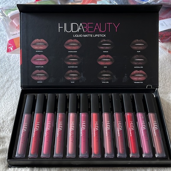 Lipstick - Picture 2 of 2